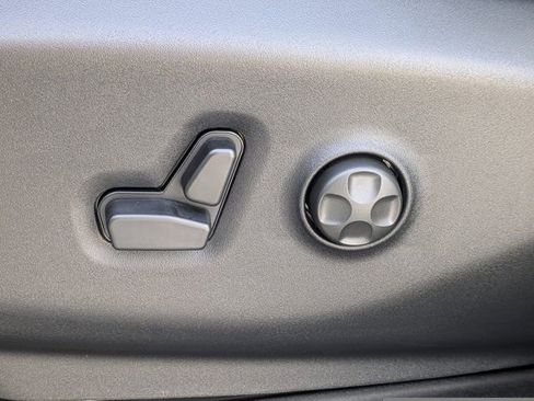 New 2026 Chrysler Pacifica Limited w/ S Appearance Package image 22