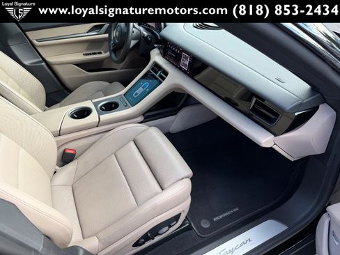Used 2025 Porsche Taycan w/ Premium Package RWD image 32