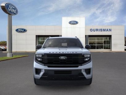 New 2026 Ford Expedition Max Platinum w/ Stealth Appearance Package