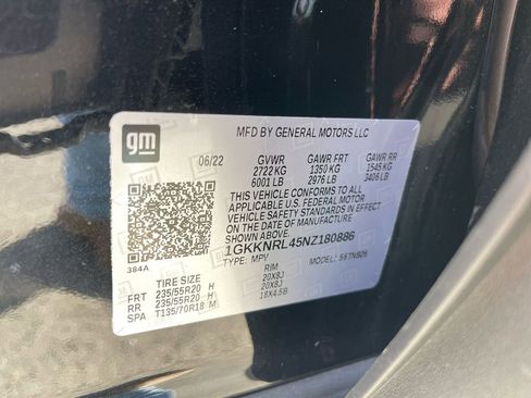 Used 2022 GMC Acadia SLE w/ Driver Convenience Package image 38