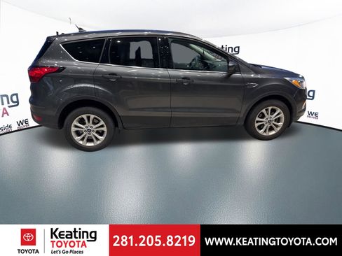 Used 2019 Ford Escape SE FWD image 8