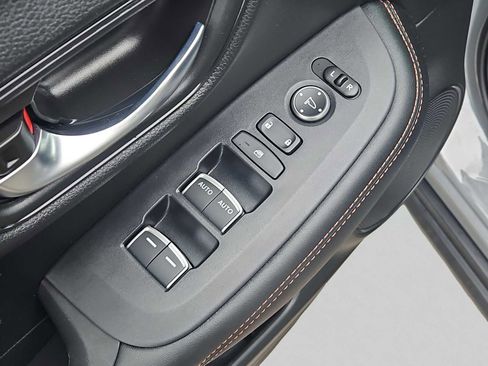 Certified 2024 Honda HR-V Sport image 24