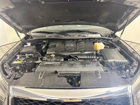 Used 2022 INFINITI QX80 Sensory w/ All-Season Package image 39
