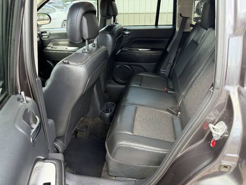 Used 2017 Jeep Compass Latitude AWD/4WD image 8