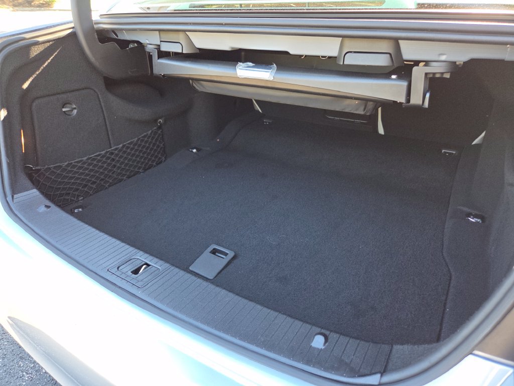 Used 2014 Mercedes-Benz E 350 Sedan image 30