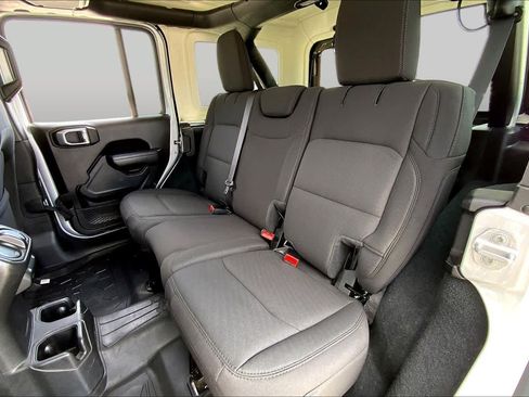 Used 2022 Jeep Wrangler Unlimited Sport AWD/4WD image 20