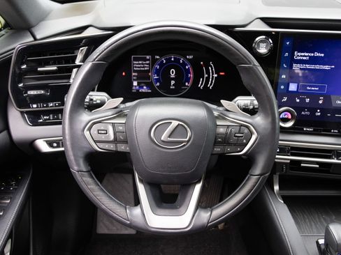 Used 2023 Lexus RX 350 Premium Plus w/ Cold Area Package FWD image 17