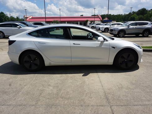 Used 2020 Tesla Model 3 Standard Range Plus RWD image 26