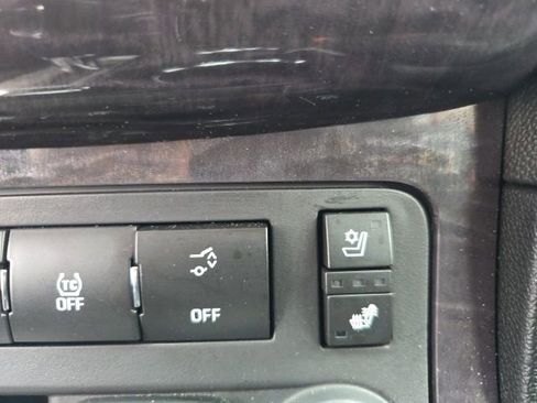 Used 2017 Buick Enclave Premium image 32