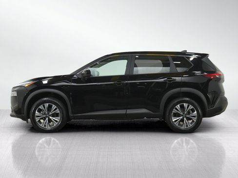 Used 2023 Nissan Rogue SV AWD/4WD image 2