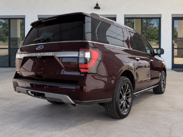 Used 2021 Ford Expedition Max Limited AWD/4WD image 3