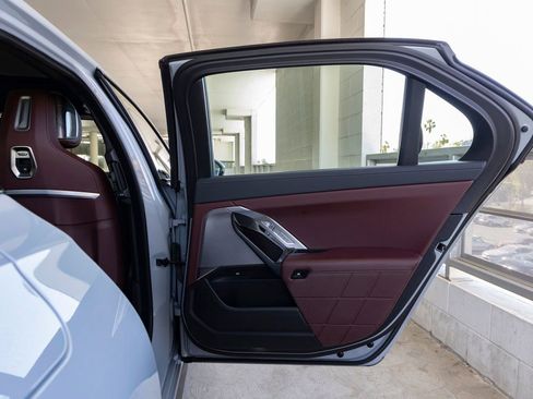 Used 2023 BMW 740i w/ Parking Assistance Package RWD image 25