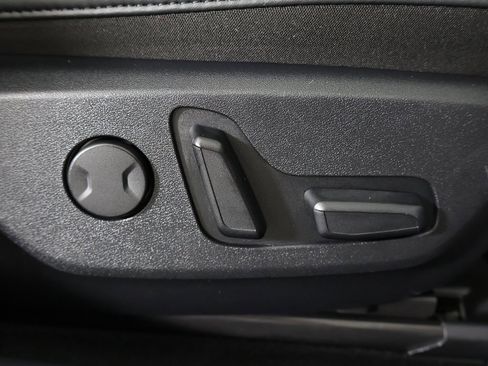 Used 2022 Kia EV6 Wind w/ Wind Technology Package image 36