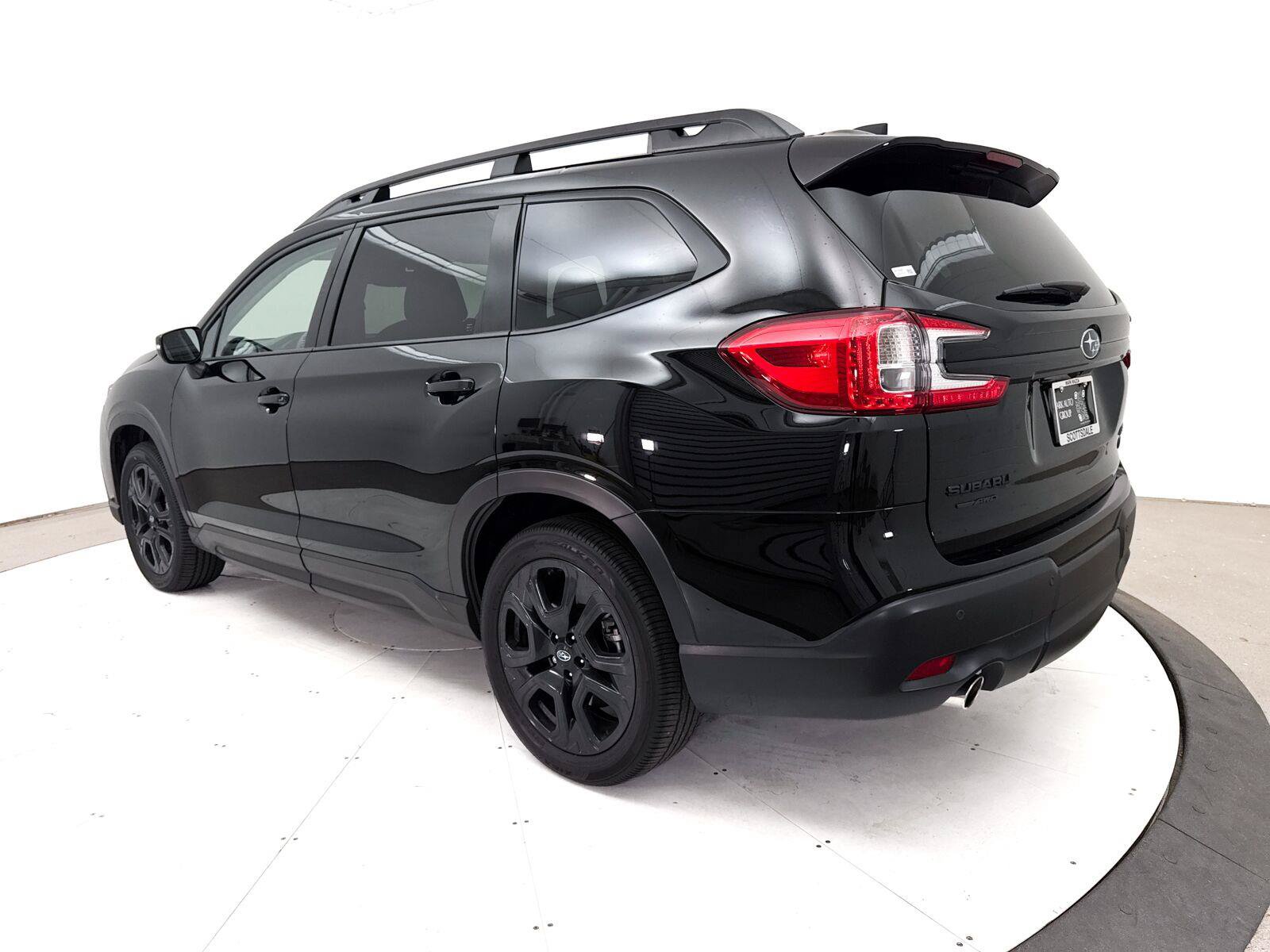 Used 2023 Subaru Ascent Onyx Edition AWD/4WD image 15