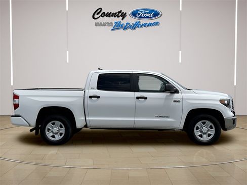 Used 2021 Toyota Tundra SR5 w/ Convenience Package image 25