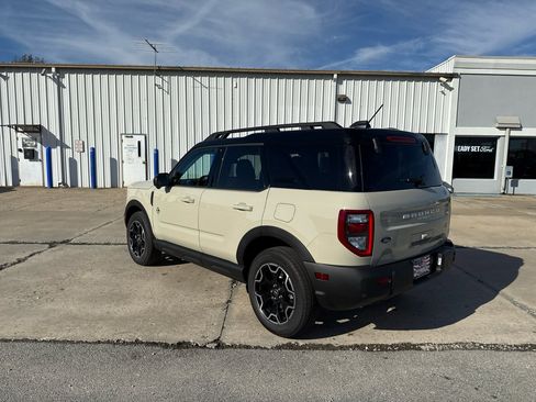 New 2025 Ford Bronco Sport Outer Banks w/ Outer Banks Tech Package+ image 8