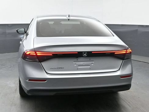 Used 2023 Honda Accord EX image 4