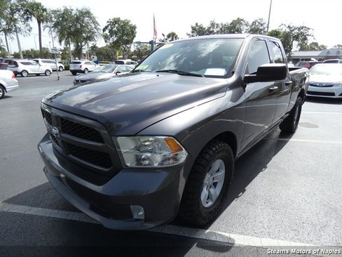 Used 2018 RAM 1500 Express RWD image 3
