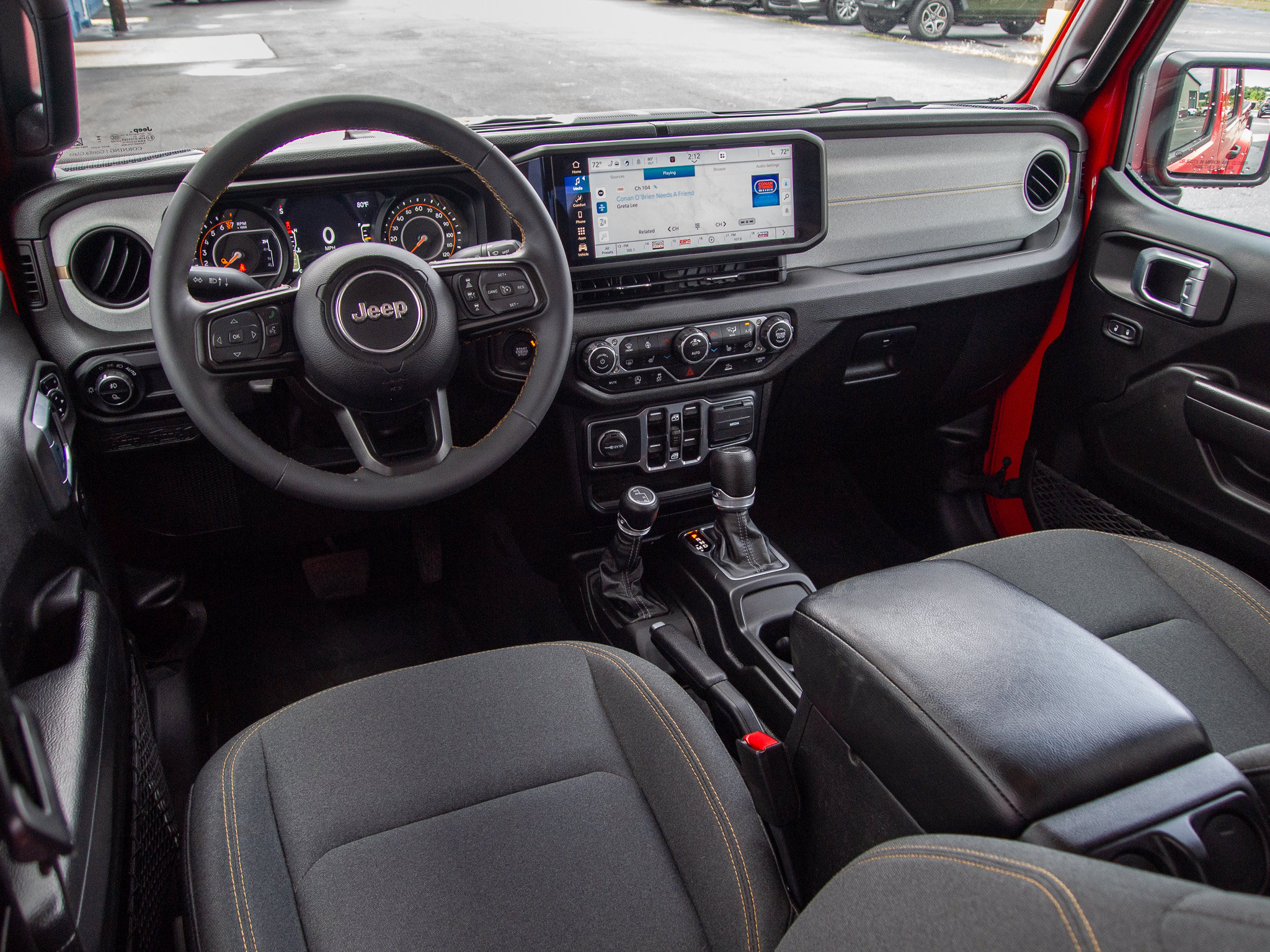 Used 2024 Jeep Gladiator Sport AWD/4WD image 25