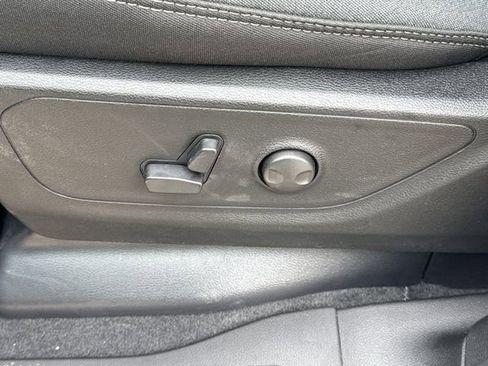 New 2026 RAM 1500 Big Horn AWD/4WD image 13