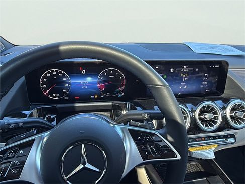 Certified 2026 Mercedes-Benz GLA 250 4MATIC image 14