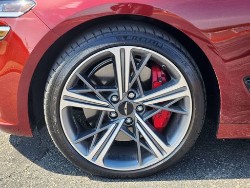 Used 2025 Genesis G70 3.3T Advanced w/ Sport Prestige Package RWD image 9