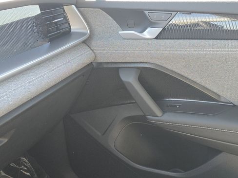 New 2026 Volkswagen Tiguan S image 24