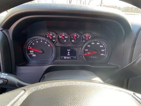 Used 2022 Chevrolet Silverado 1500 Custom Trail Boss w/ LPO, Dark Essentials Package AWD/4WD image 22
