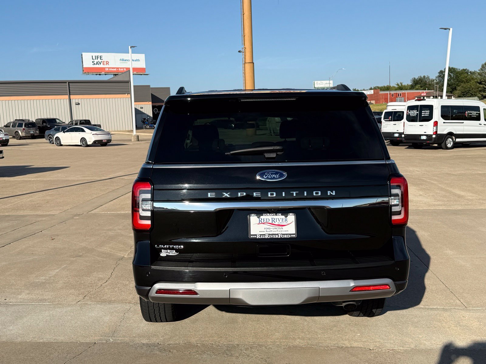 Used 2024 Ford Expedition Limited RWD image 6