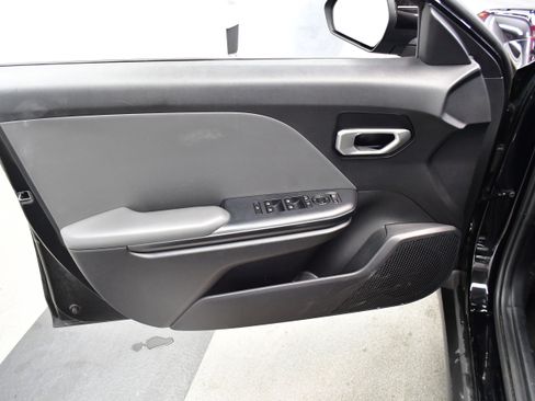 Used 2025 Kia K4 FWD image 15