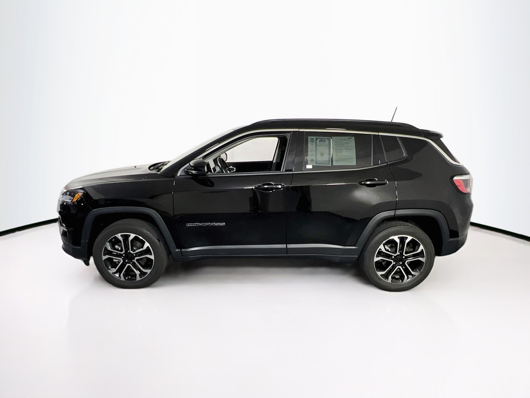 Used 2022 Jeep Compass Limited AWD/4WD image 8