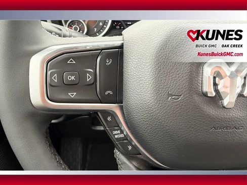 Used 2026 RAM 1500 Big Horn AWD/4WD image 17