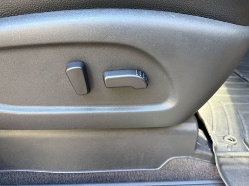 Used 2021 Nissan Titan PRO-4X w/ Pro-4x Convenience Package image 44