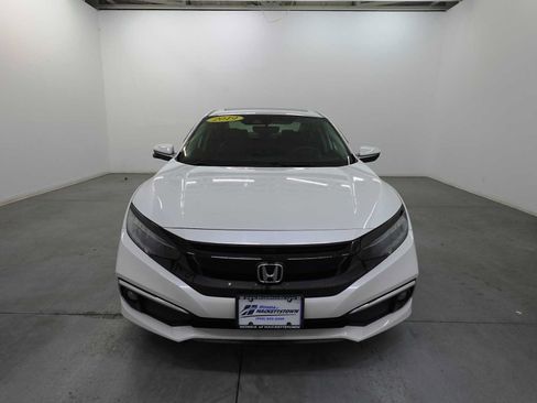 Used 2019 Honda Civic Touring image 2