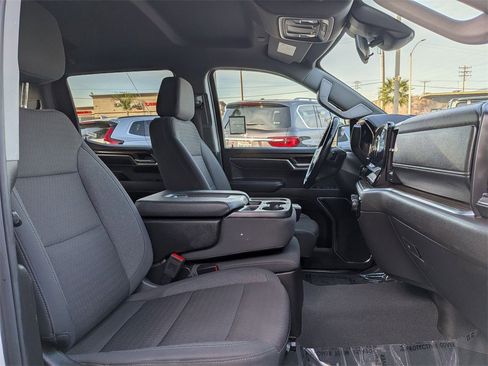 Used 2024 Chevrolet Silverado 1500 LT w/ Protection Package image 31