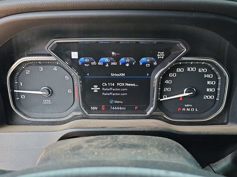 Used 2021 GMC Sierra 1500 Denali w/ Driver Alert Package II AWD/4WD image 15
