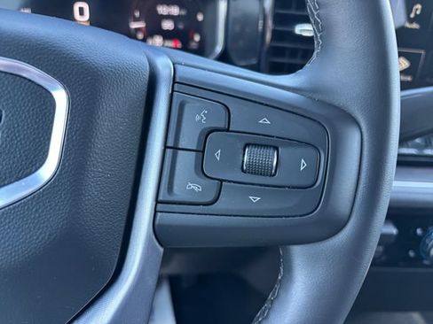 Used 2026 GMC Sierra 1500 SLT AWD/4WD image 19