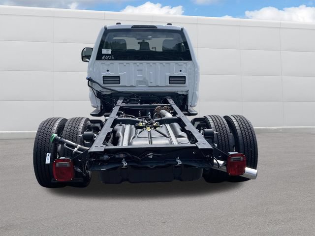 New 2026 Ford F550 4x4 Regular Cab Super Duty image 3
