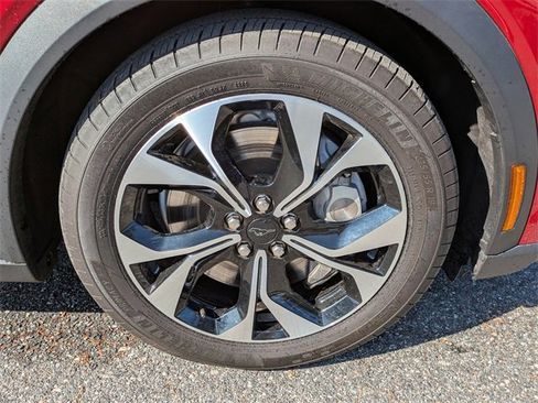 Certified 2024 Ford Mustang Mach-E Select image 11