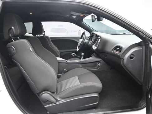 Used 2021 Dodge Challenger R/T Scat Pack RWD image 29