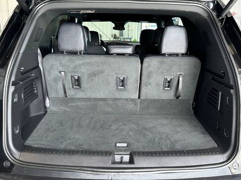 Used 2026 Chevrolet Traverse LT image 30