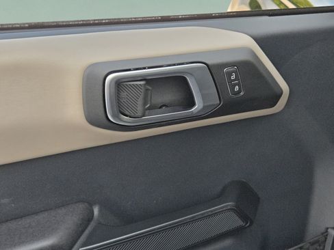 Used 2024 Ford Bronco Wildtrak AWD/4WD image 13