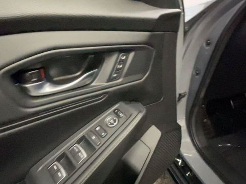 Used 2023 Honda Accord Sport image 28