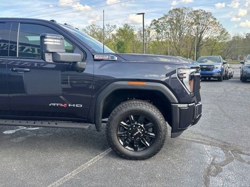 New 2026 GMC Sierra 2500 AT4 w/ AT4 Premium Plus Package image 5