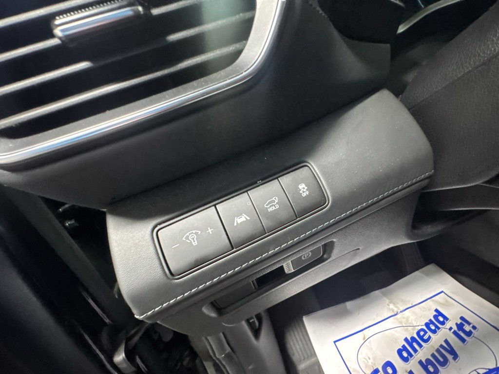 Used 2023 Hyundai Santa Fe Limited AWD/4WD image 18