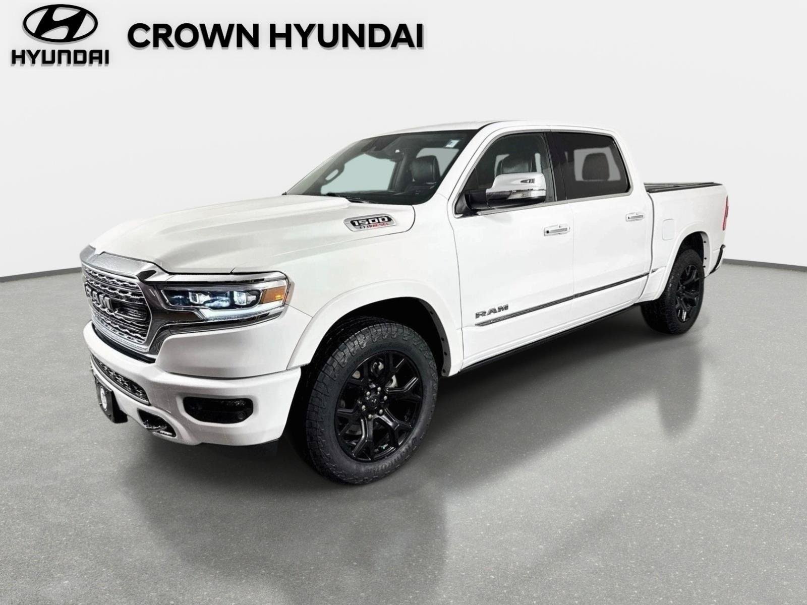 Used 2021 RAM 1500 Limited w/ Body Color Bumper Group AWD/4WD image 1