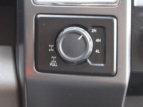 Used 2015 Ford F150 XLT w/ Equipment Group 302A Luxury image 34