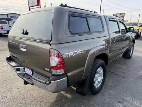 Used 2012 Toyota Tacoma 4x4 Double Cab w/ TRD Off-Road Pkg image 7