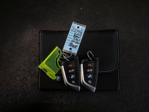 Used 2023 BMW 530e w/ Executive Package image 47