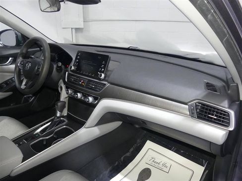 Used 2020 Honda Accord LX image 22